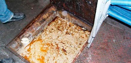 servicos-de-Desentupidora de Caixa de Gordura