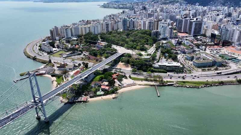 Desentupidora de esgoto em Florianópolis