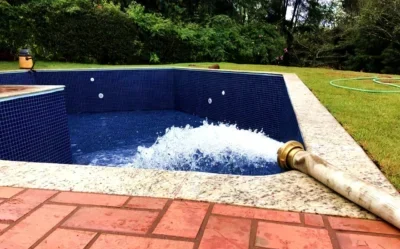 Transporte de Água para Piscinas