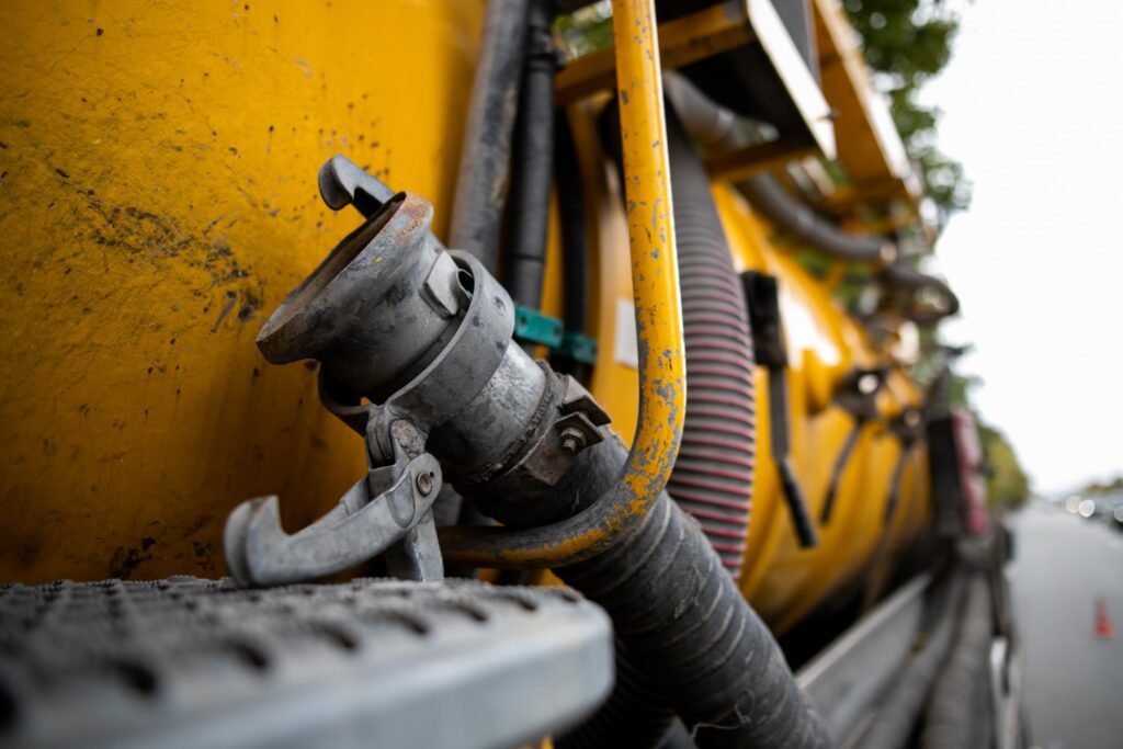 Como funciona a sucção de lama em obras de construção civil? 2 Equipamento de sucção de lama utilizado em obras de fundação